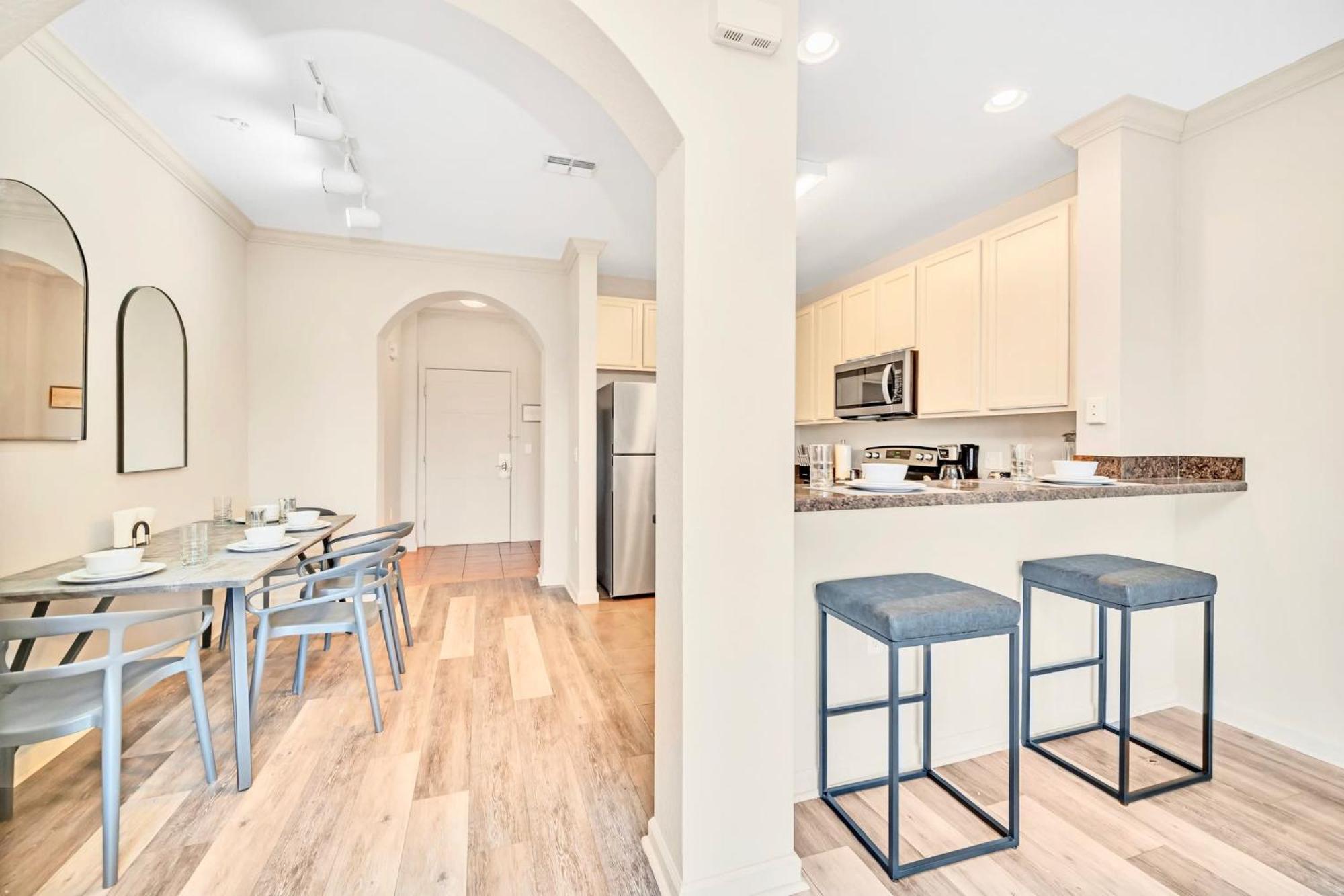 Bright Condo, Near Disney! ออร์ลันโด ภายนอก รูปภาพ
